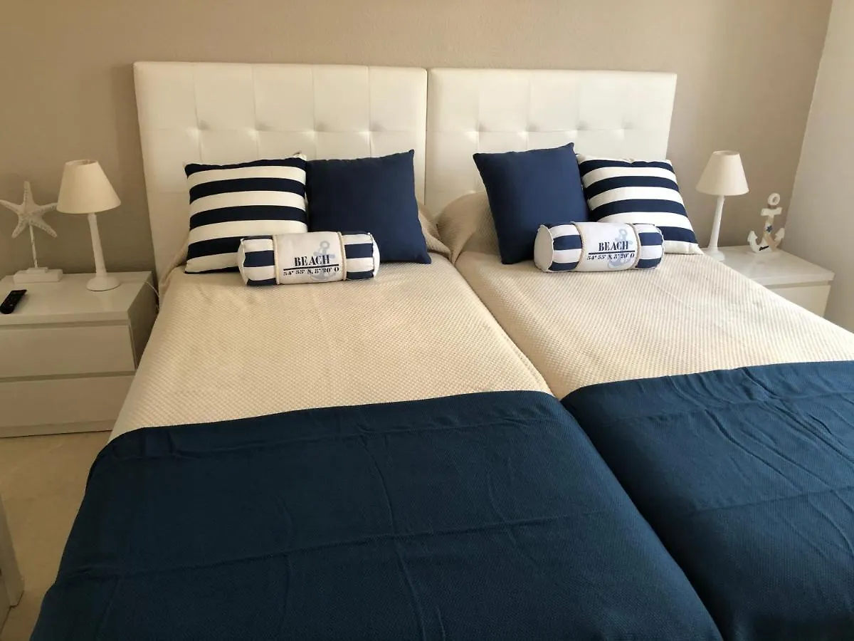 Dominion Beach House 에스테포나 0*,